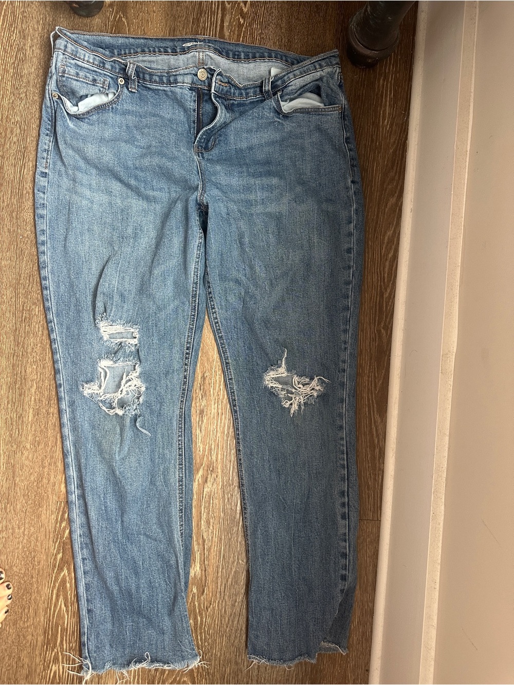 Old Navy Light Blue Distressed Boyfriend Jeans